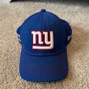 New Era Giants hat. Youth. GUC.